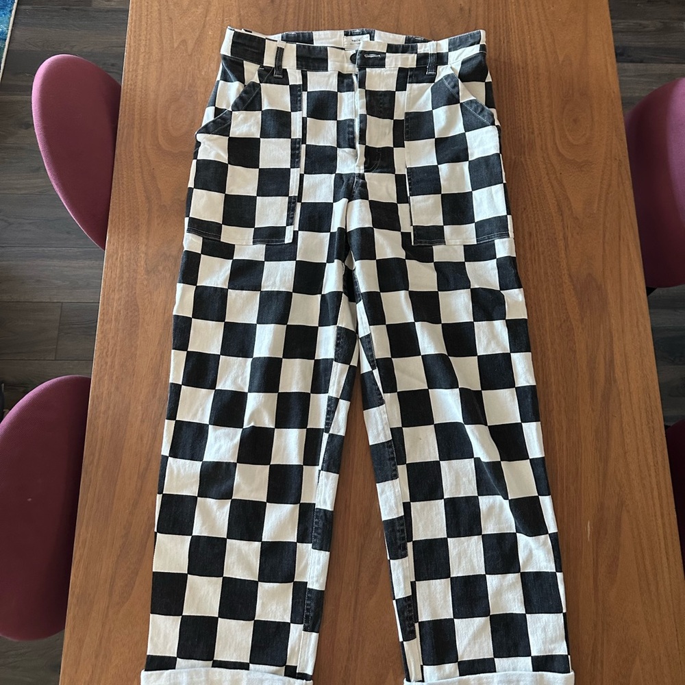 Stylish Checkered Straight Leg Pants